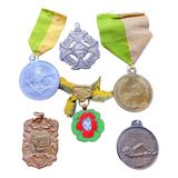 6 Medalhas Antigas Mérito Escolar Colegial Anos 40 Com Fita