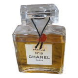 Antigo Frasco Com Perfume Chanel Nr 19 Ainda Lacrado