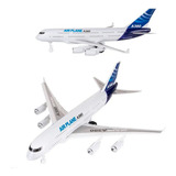 Avião Brinquedo Grande Fricção Acende Luzes E Som Aviãozinho
