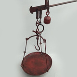 Balança Antiga De Pendurar C Prato Ferro Vermelha Para 20kg