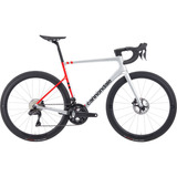 Bicicleta Cannondale Supersix Evo Carbon Ultegra Aro 700 24v Freios De Disco Hidráulico Câmbios Shimano Ultegra Di2 Cor Prateado/vermelho