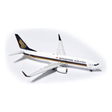 Boeing 737-800 Singapore - Phoenix Models - 1/400 - Novo