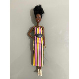 Boneca Barbie Negra Fashionista Pétit Vitiligo