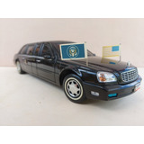 Cadillac De Ville 2001 Presidential Limousine 1/24 