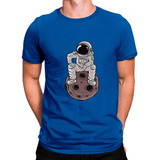 Camiseta Masculina Astronauta Sentado Asteróide Algodão