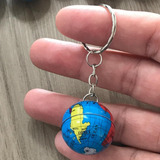 Chaveiro Globo Terrestre Mapa Mundi Miniatura 2 Peças