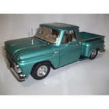 Chevrolet C-20 Fire Truck 1965 - Esc. 1-18 - Fab. Sun Star