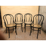 Conjunto 04 Cadeiras Thonet Pretas Com Palha Indiana