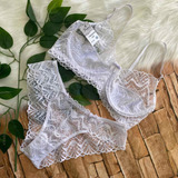 Conjunto Lingerie Rendado Sem Bojo Com Aro Calcinha Sutiã