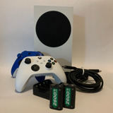 Console Xbox Series S 512gb Microsoft - Modelo S - Edição Standard - Branco - Com 2 Controles, 2 Baterias Recarregáveis E Carregador.