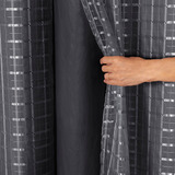 Cortina Blackout Pvc C/ Tecido Voil Xadrez 2,00 X 1,40 Preto