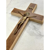 Crucifixo De Madeira E Metal Medalha São Bento 23cm Lindo
