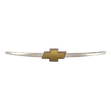 Emblema Gravata Dourada Grade Corsa Classic