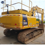 Escavadeira Komatsu Pc200 Ref.233000