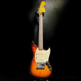 Fender Mustang Modern Play 2013 Honey Burst