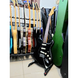 Fender Stratocaster /ñ Gibson Les Paul
