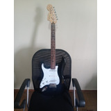 Guitarra Squier Stratocaster Canhota