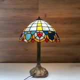 Abajur De Mesa Modelo Tiffany Com Vidro Colorido