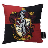 Almofada Veludo Casas Hogwarts Griffinória Harry Potter Cor Vermelho Desenho Do Tecido Liso