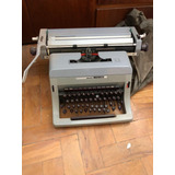 Antiga E Rara Maquina De Escrever Da Olivetti