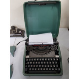 Antiga Máquina De Escrever Olivetti Letera