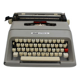 Antiga Máquina De Escrever Ollivetti Lettera 35 Do México