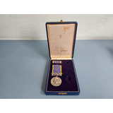 Antiga Medalha Fab Mérito Santos Dumont Em Prata No Estojo