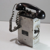 Antigo Telefone De Campanha Modelo