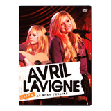 Avril Lavigne Live At