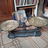 Balança Dois Pratos Antiga