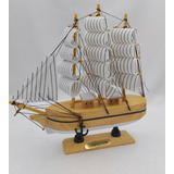Barco 24 Cm Caravela Veleiro De Madeira Miniatura Decoração