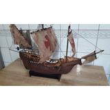 Barco Em Miniatura Nau Santa Maria Feita Em Madeira
