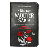 Bíblia De Estudo Letra Grande Da Mulher Sábia Preta Com Harpa De Joao Ferreira De Almeida Editora Cpp Capa Dura