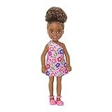 Boneca Barbie Chelsea Cabelo Moreno Cacheado Usando Vestido De Um Ombro Com Estampa De Flores E Sapatos Rosa Brinquedo Para Crianças De 3 Anos Ou Mais