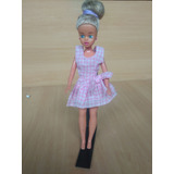 Boneca Susi Original Da Estrela Loira Vestido Rosa E Xadrez