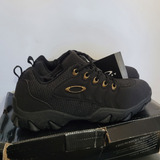 Bota Oakley Teeth 1