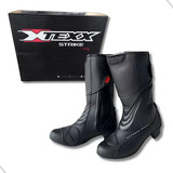 Bota Texx Moto Strike V2 Feminina Tamanho 37 Impermeável Proteção Conforto Motociclista Resistente Couro Cano Longo Tipo Coturno Salto Médio Bico Aço Rígido Anti torção Protege Mulher Na Motocicleta