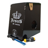Cajon Acústico Duplo Forte Musica Com Vassourinha E Shaker Cor Preto Jesus Rei Dos Reis