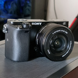 Câmera Sony Alpha 6000 Kit Lens