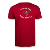 Camiseta New Era Tampa Bay Buccaneers Street Gothic Writing