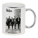 Caneca Branca Borda Prata Poster Banda Beatles Membros