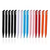 Caneta Stylus Yizerel Para Novos 3DS 15 Peças De Substituição De Plástico Colorido Conjunto Stylus De Tela Sensível Ao Toque Compatível Com Nintendo New 3DS Com Películas PET Transparentes De Cristal HD Preto Branco Azul Vermelho Roxo Verde New 2DS XL LL