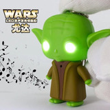 Chaveiro Mestre Yoda Star Wars Com Luz Led 5 8cm 1 Pç