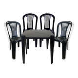 Conjunto C Mesa Plástica Quadrada E 4 Cadeiras Poltronas