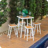 Conjunto De Mesa E Bancos Personalizado