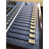 Console Mesa Digital Yamaha 01v96 Até 32 Canais Case