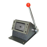Cortador Para Cartão De Pvc Crachá 86x54mm De Mesa Manual