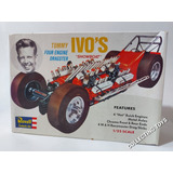 Dragster Tommy Ivo s 32 Showboat 1 25 Revell 1285 