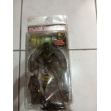 Eddie Iron Maiden Boneca Neca Com Caixa Excelente Estado