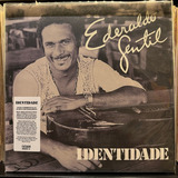 Vinil